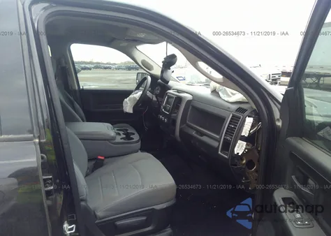 2015 Ram 2500 Tradesman из США, поврежденный, VIN 3C6UR5CL7FG681960
